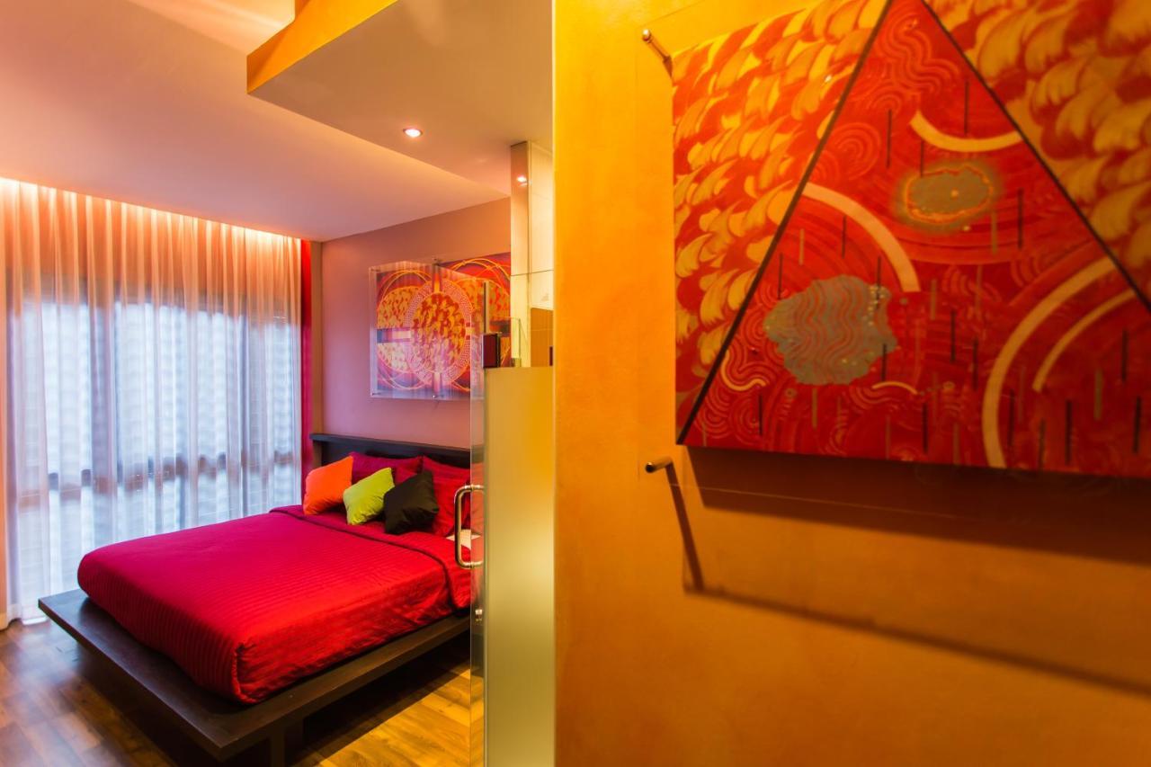 Third Rock Hostel Бангкок Экстерьер фото